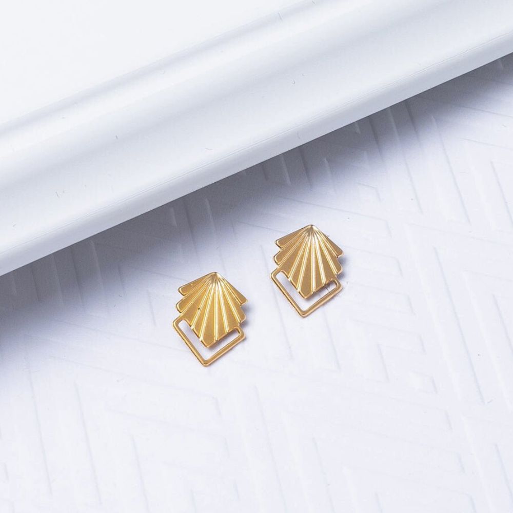Jane Gold Earrings Pendants