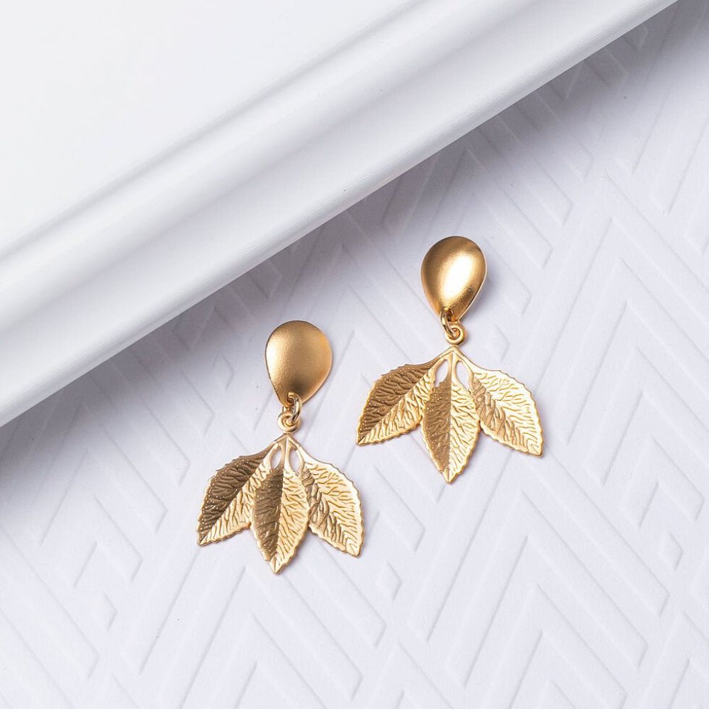 Alnus Gold Earrings Pendants