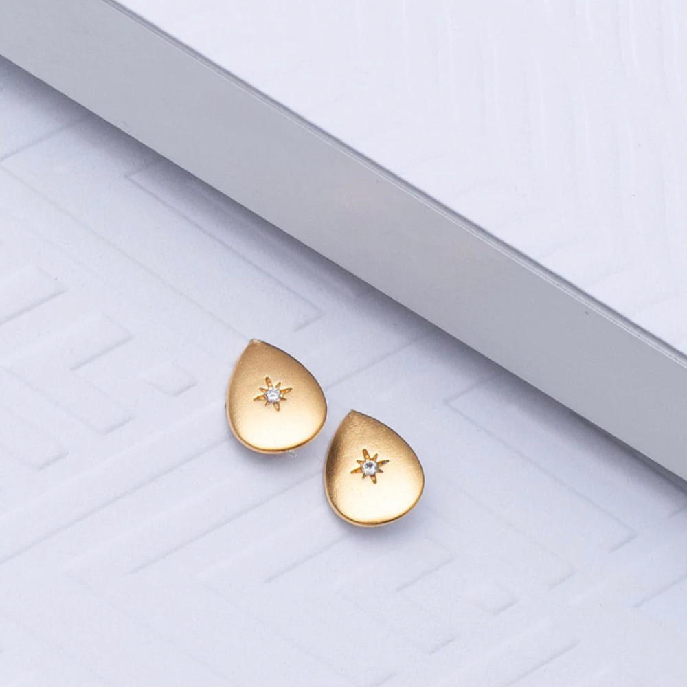 Classic Drop Gold Earrings Pendants