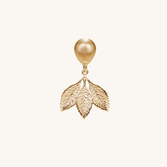 Gold necklace | Alnus |