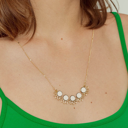Daisy | Gold necklace